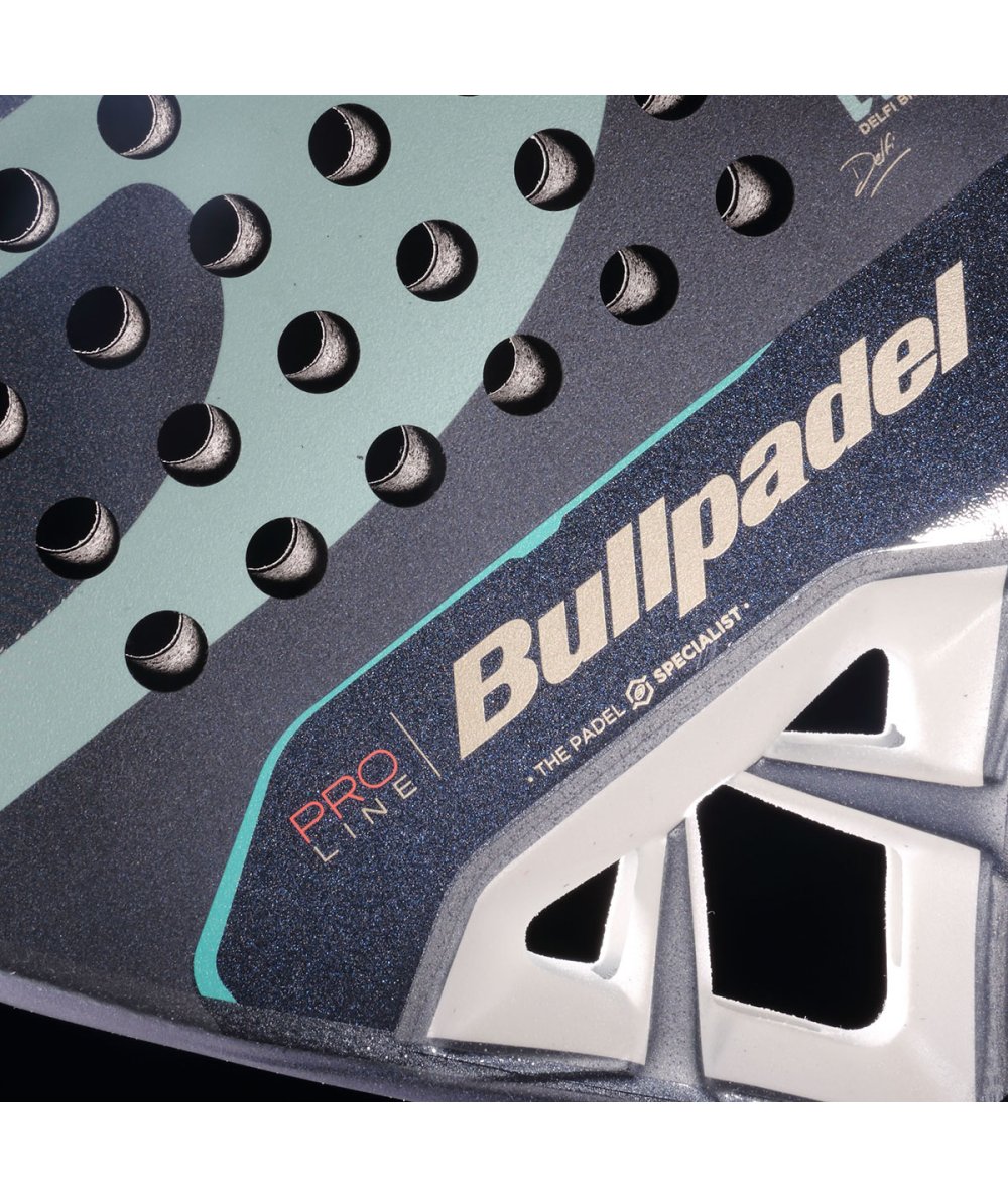 PALA BULLPADEL VERTEX 04 W 24 Delfi Brea